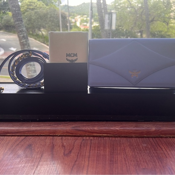 MCM Crossbody Wallet Light Bkue - Picture 6 of 10